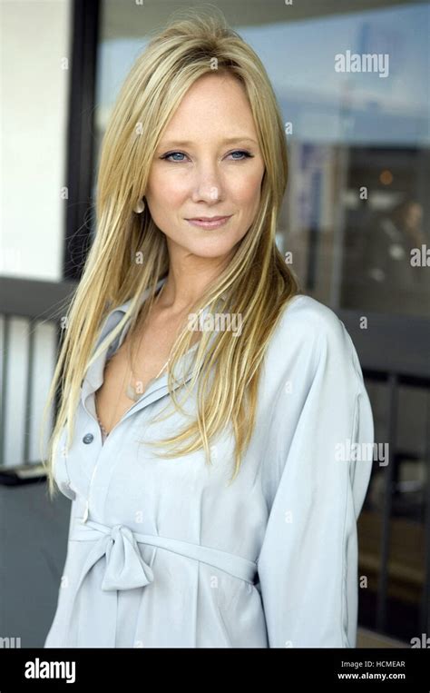 Spread &2009& – Anne Heche